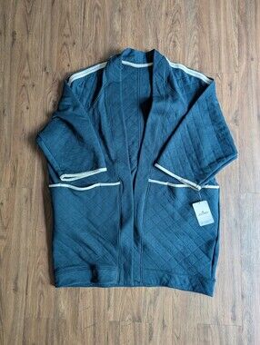 NWT Quilted Navy Open-Front Kimono Style Robe with Cream Trim